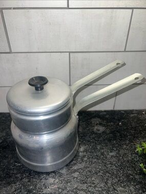 Comet Aluminum Double Boiler Saucepan with Lid - Stovetop Silver. Exc condition